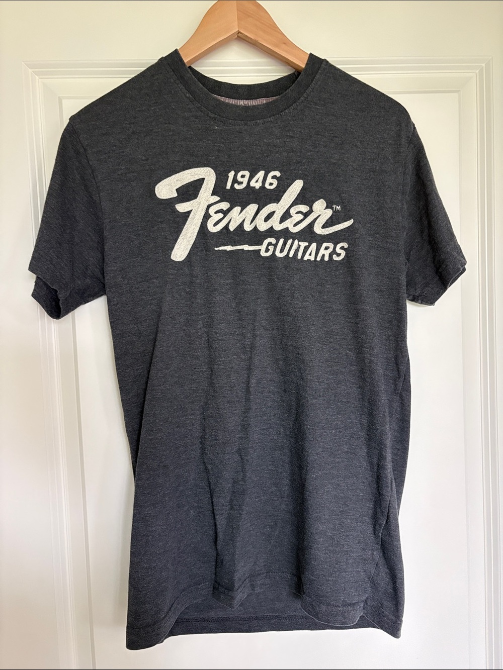 Fender Men's Charcoal Gray Graphic Tee with White Logo
